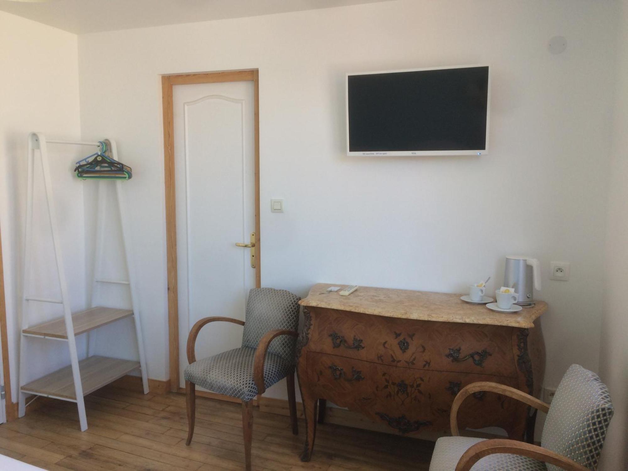 קאלה Hotel Richelieu מראה חיצוני תמונה