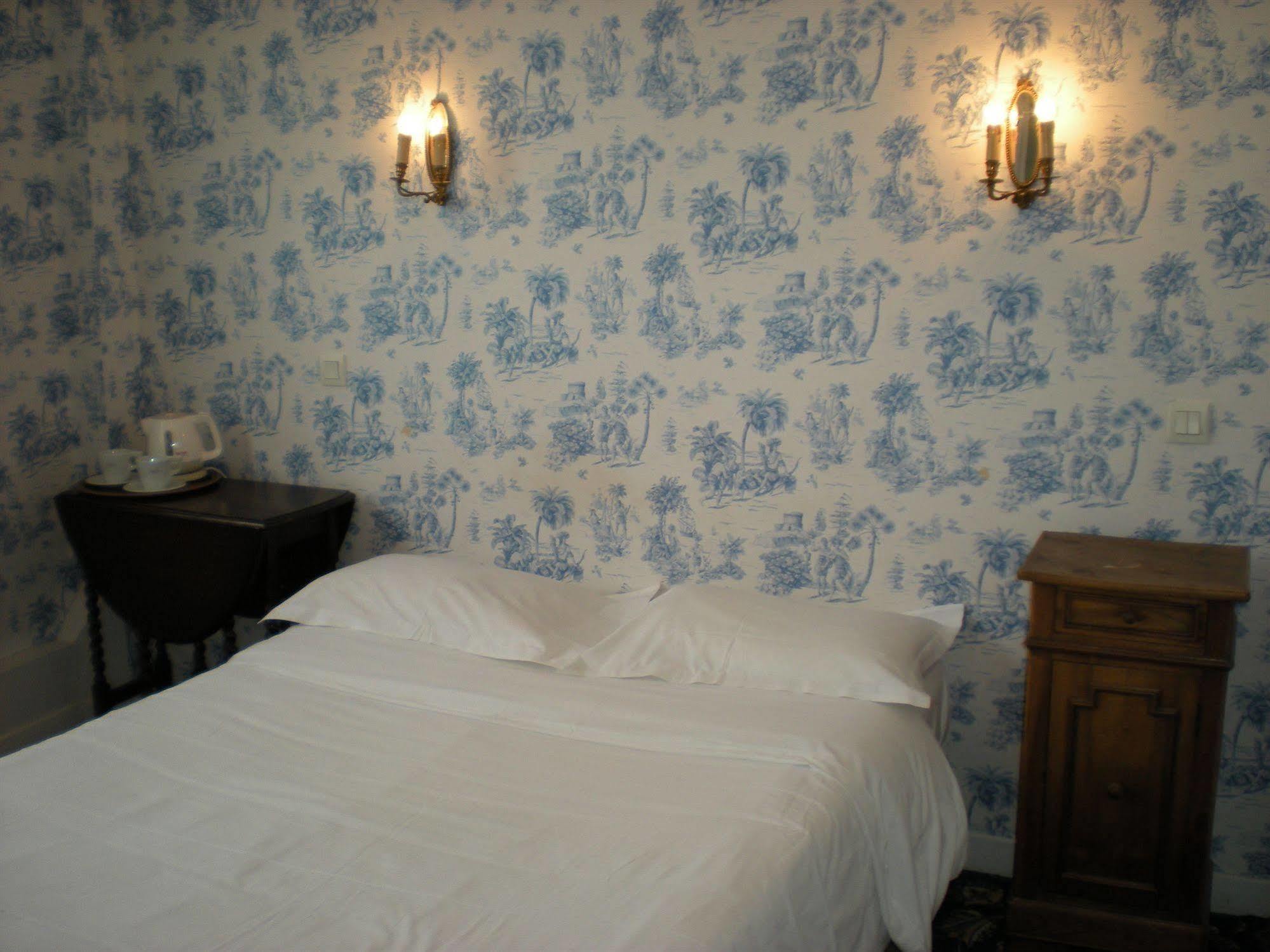 קאלה Hotel Richelieu מראה חיצוני תמונה