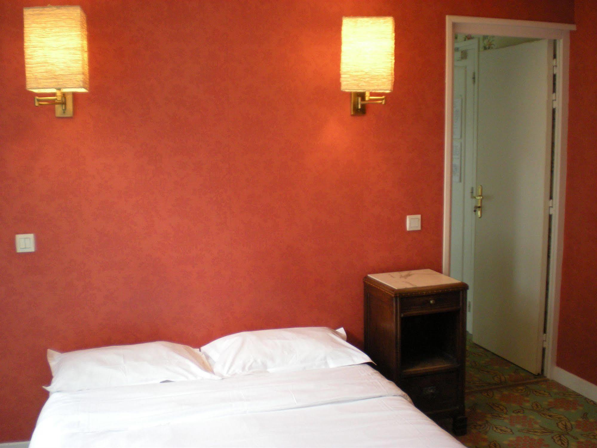 קאלה Hotel Richelieu מראה חיצוני תמונה